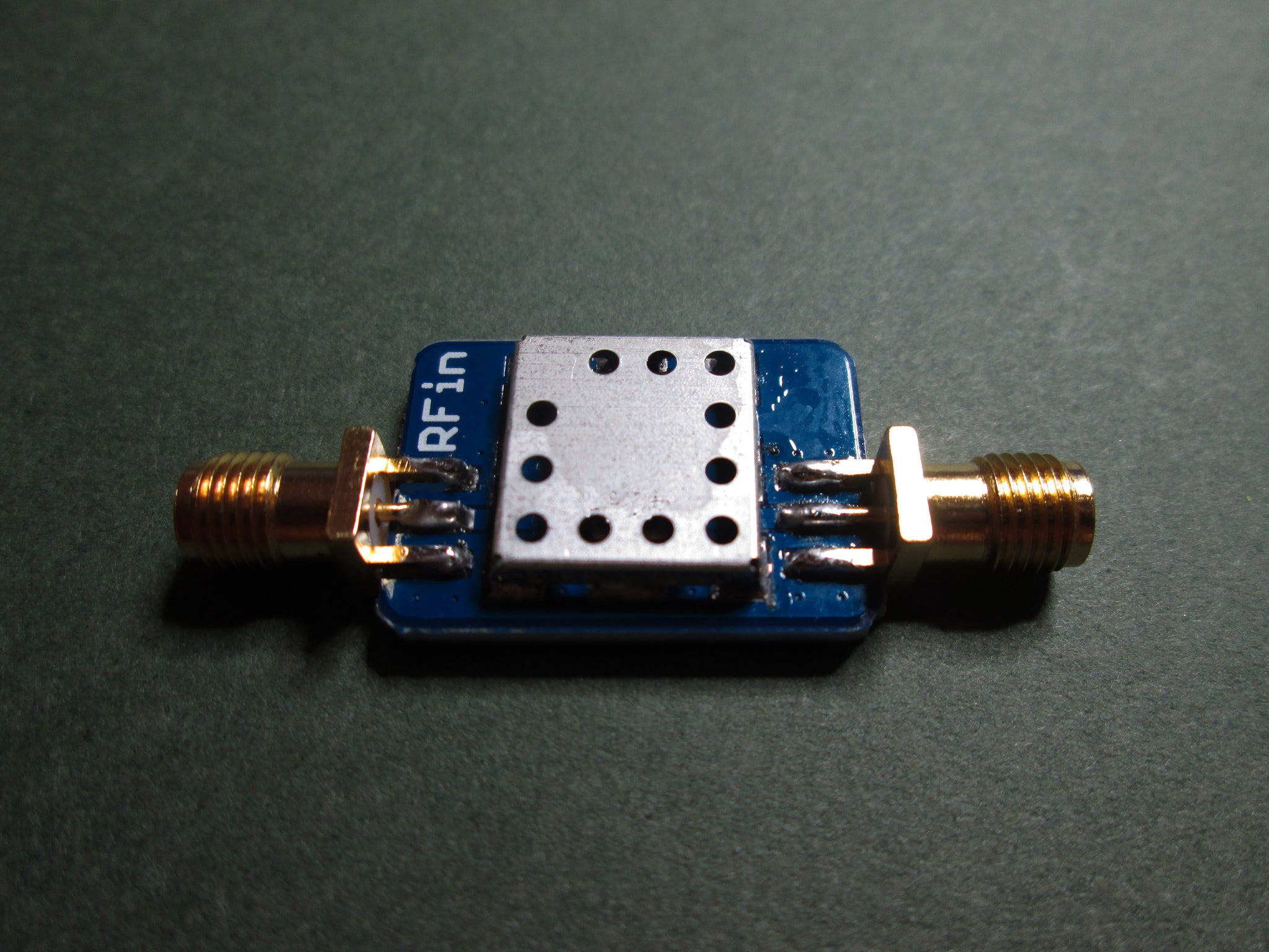 Qiilu filtre 1090 MHz Module de filtre ADS-B Logiciel BPF 1090MHZ Radio Qiilu filtre 1090 MHz Module de filtre ADS-B Logiciel BPF 1090MHZ Radio